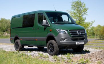 Modded Mercedes-Benz Sprinter Off-Road Ready