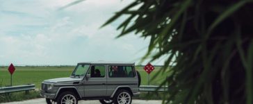 Old G-Wagon Flying