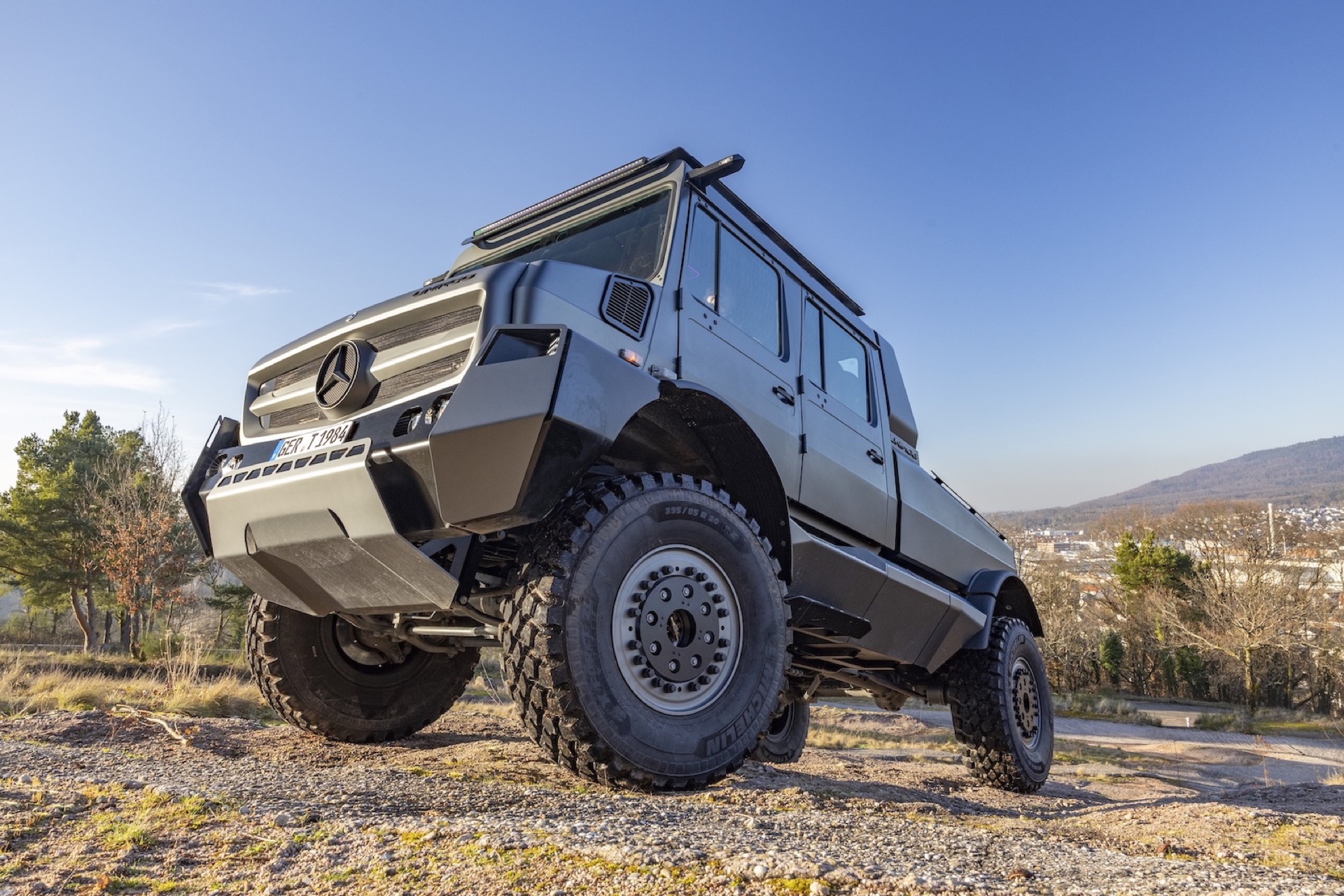 Hellgeth Unimog 4030 4×4 (1)
